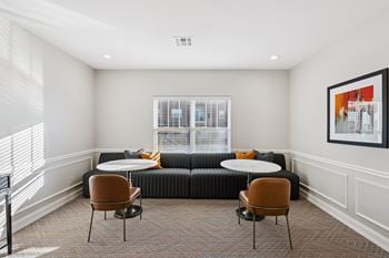 Wi-fi cyber center